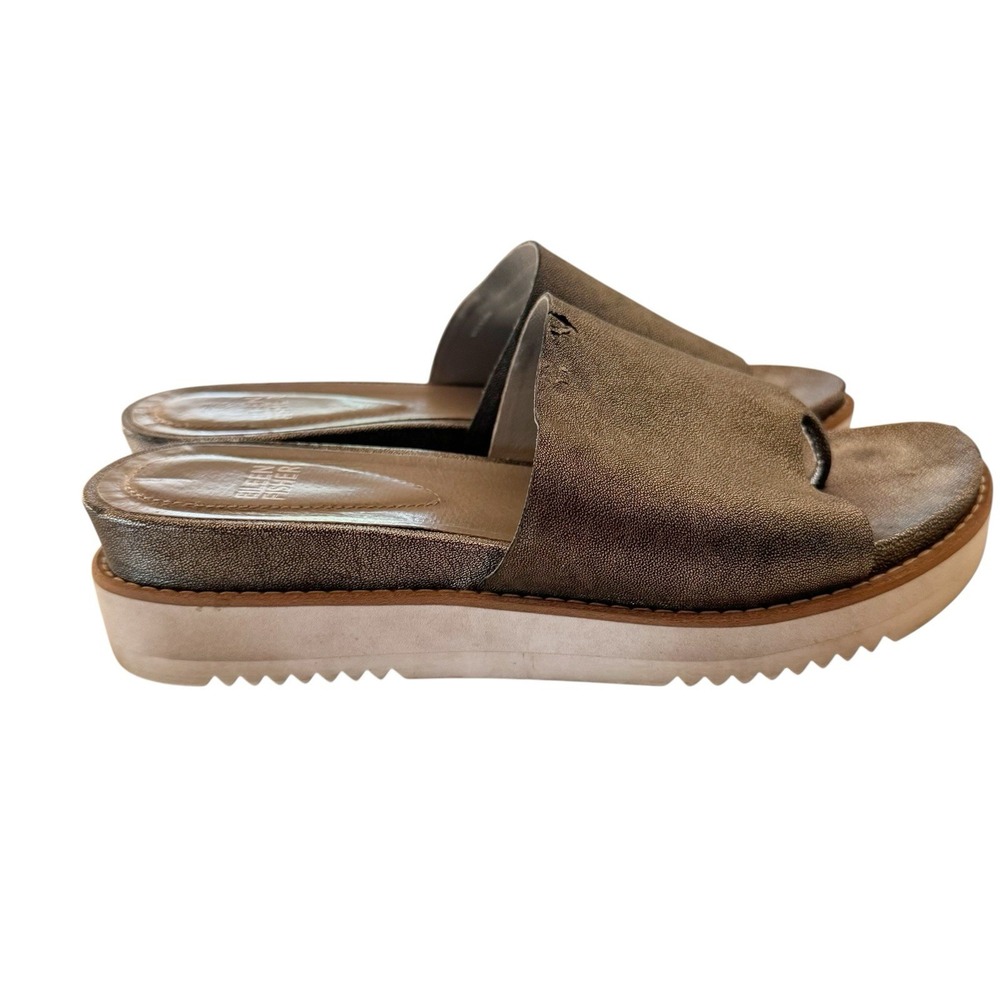 Eileen Fisher Touch Platform Sandals in a metallic Silver Size 7